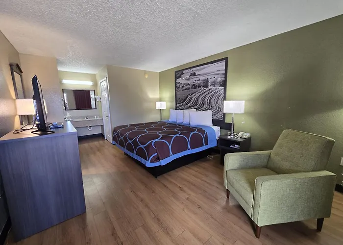Super 8 By Wyndham Arkadelphia Caddo Valley Area