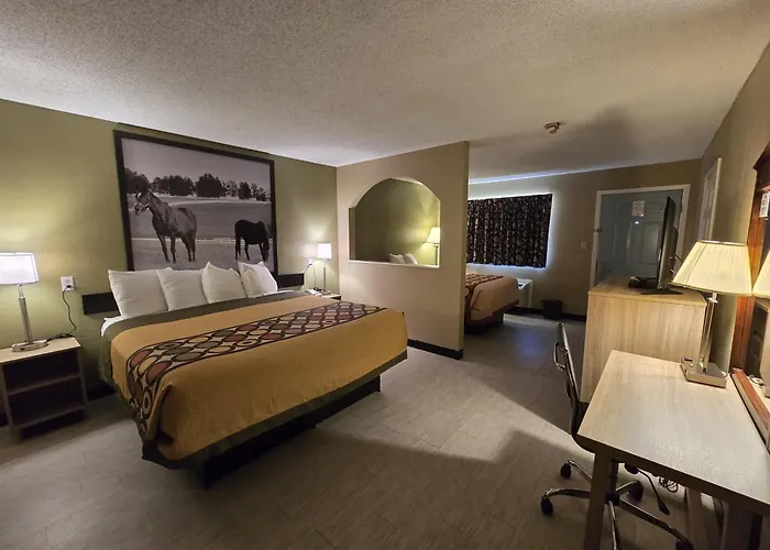 Super 8 By Wyndham Arkadelphia Caddo Valley Area