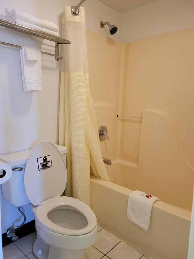Motel Super 8 By Wyndham Caddo Valley Area
