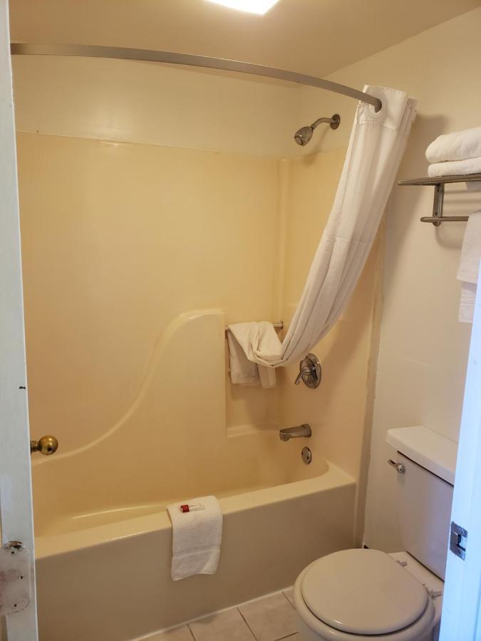 Super 8 By Wyndham Caddo Valley Area Arkadelphia