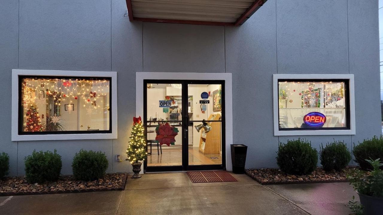 Motel Super 8 By Wyndham Caddo Valley Area