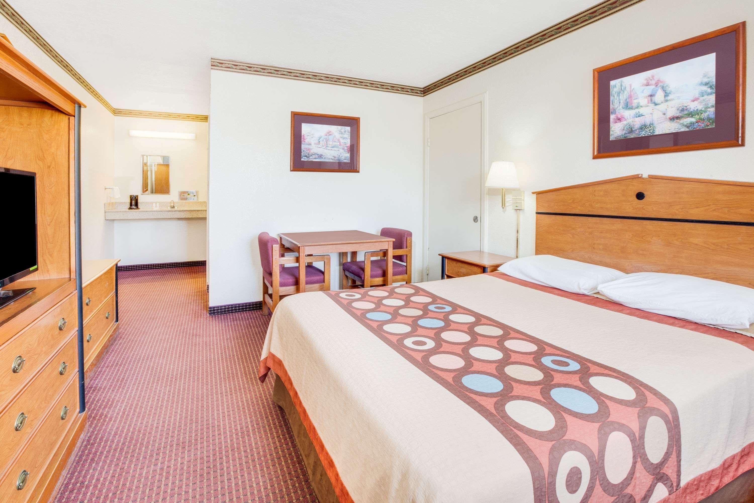 Motel Super 8 By Wyndham Caddo Valley Area