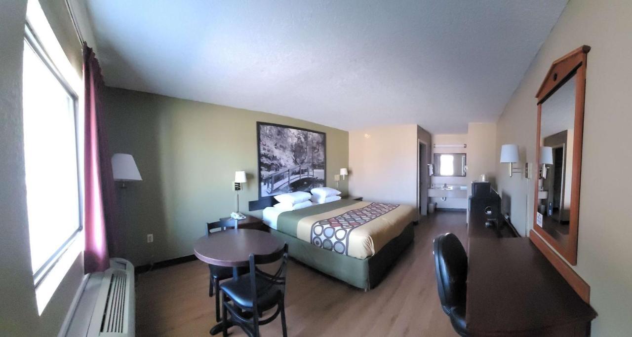 Super 8 By Wyndham Caddo Valley Area