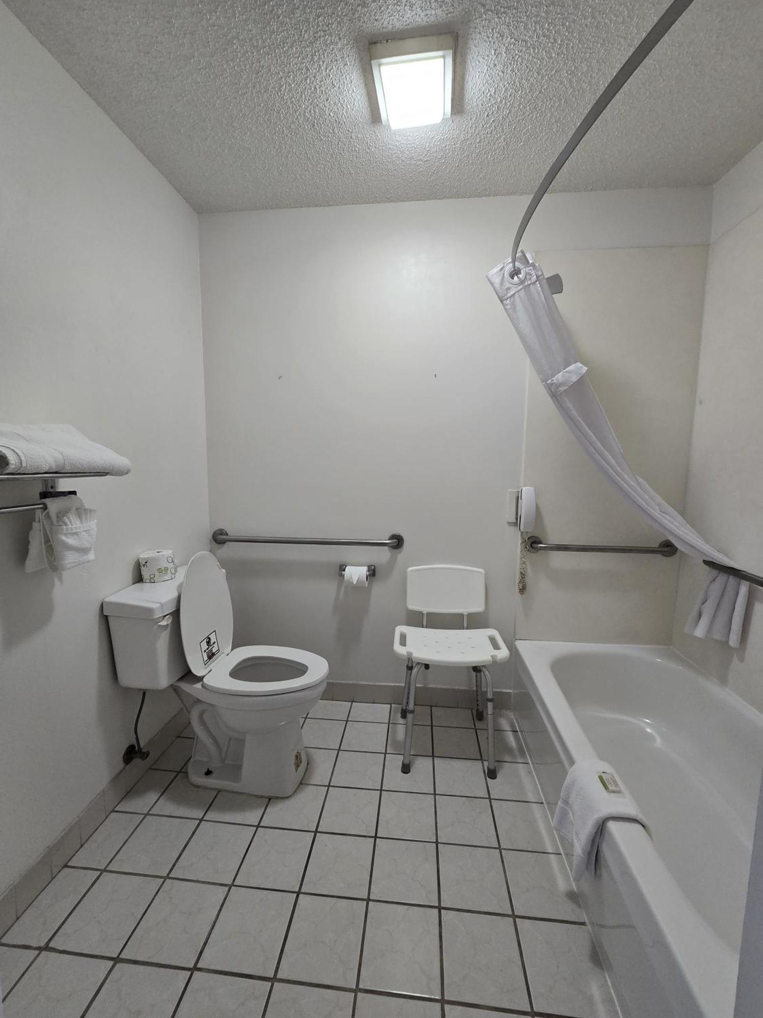 Motel Super 8 By Wyndham Caddo Valley Area
