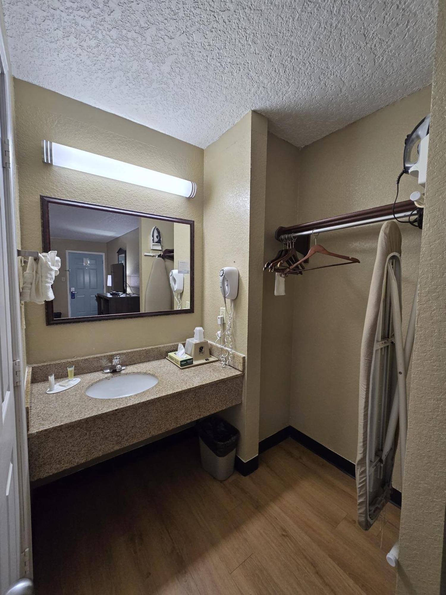 Motel Super 8 By Wyndham Caddo Valley Area Arkadelphia