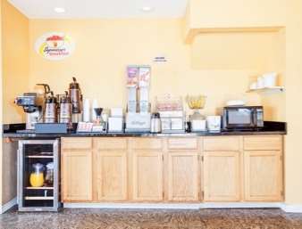 Super 8 By Wyndham Caddo Valley Area Motel