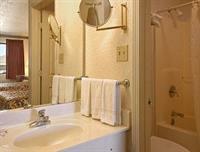 Super 8 By Wyndham Caddo Valley Area